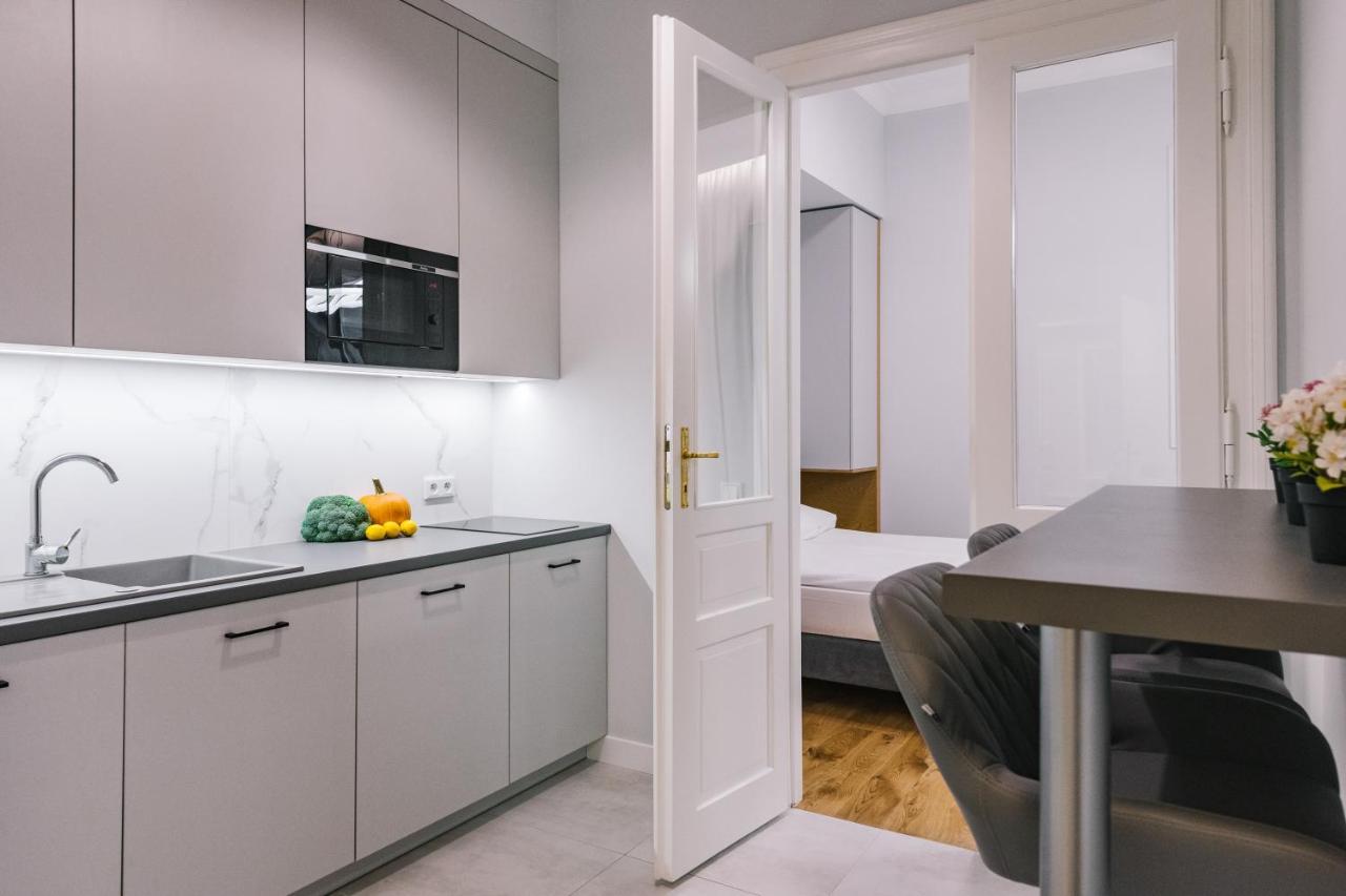 Movart Boutique Aparthotel 크라쿠프 외부 사진